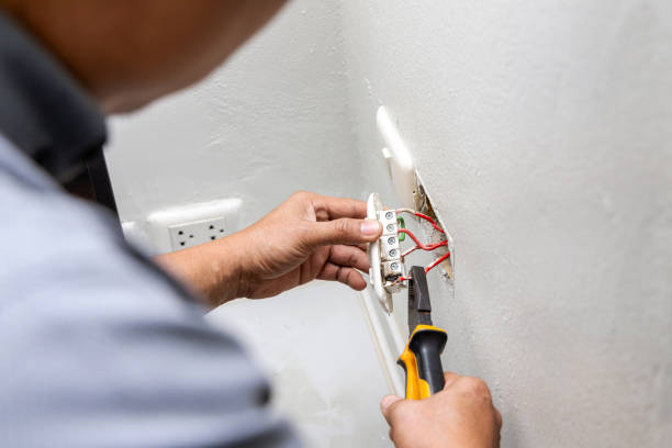 Best Licensed Electrician  in Flordell Hills, MO